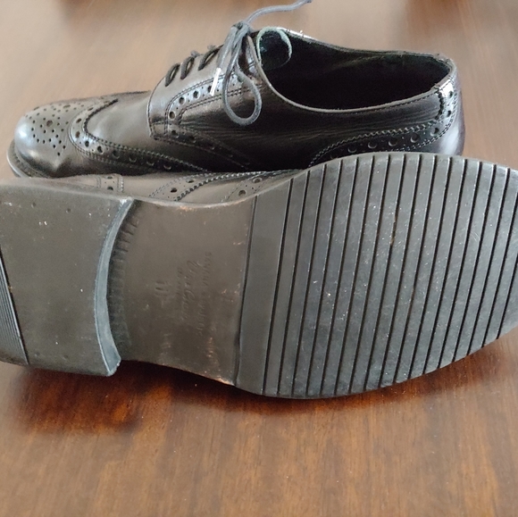 Banana Republic Leather Brogue Derby's mad in Italy - Picture 6 of 9